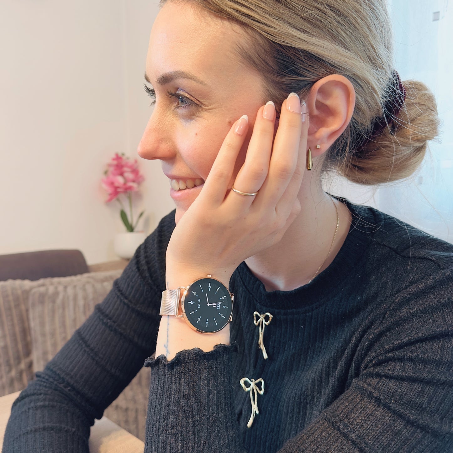 Frühlings-Angebot – MILANO Smartwatch + GRATIS Leder-Wechselarmband, Designer-Armreif & Schutzfolie